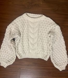90s Style Ivory Cable Knit Cropped Sweater