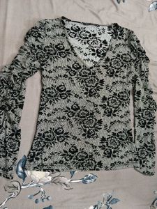 Floral Mesh V-Neck Top