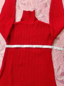 Red full sleeves high-neck pullover ❤️