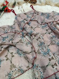 💖Chic Floral Cold Shoulder Bell Sleeve Top💖
