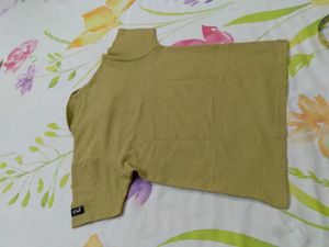Green Textured T shirt