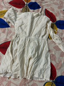 Elegant White Kurta with Metallic Stripes