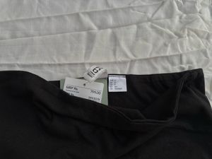 H&amp;M New with Tag Black Tube Top