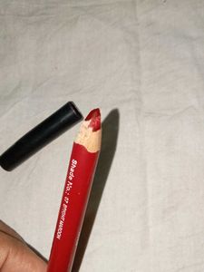 Lip Liner