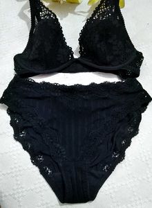 Very Fancy Sexy Beautiful Bra With Brief