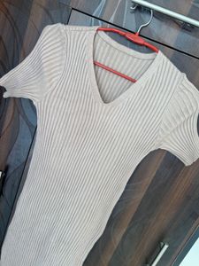 Ribbed V-Neck Short Sleeve deess