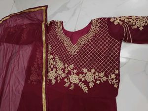 Elegant Embroidered Maroon gown with dupatta xxl