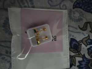 Elegant Emerald &amp; Crystal Stud Earrings