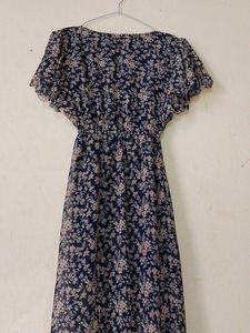 Floral Print Pleated Midi Dress