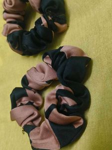 Chic Scrunchie Set