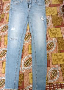 Light Blue Colour Jeans 👖