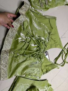 Nishorama Liza Halterneck Skirt Set