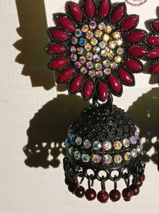 Beautiful Red &amp; Crystal Jhumka Earrings