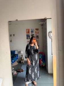 Stylish Black Kurta with White Paisley Print