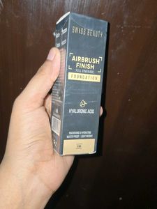 Swiss Beauty Airbrush Finish Foundation