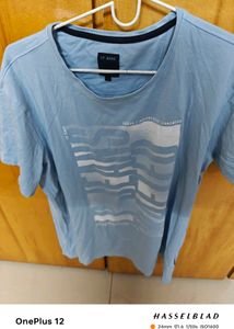 8 Tshirts