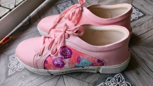 Pink Shose??