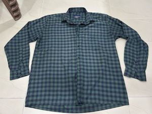 Men's Plaid Long Sleeve Green Button-Up Shirt