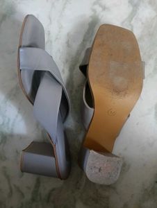Stylish Greyish purple Block Heel Sandals
