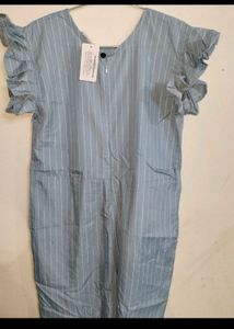 Beautiful Jumpsuit With Belt