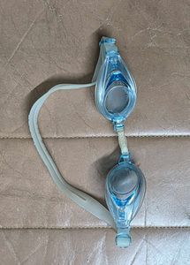 Speedo swimming goggles