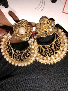 Elegant Gold Toned Jhumka Earrings with Pearls