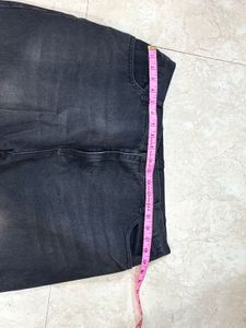 Black baggy jeans