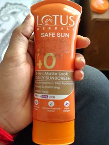 Lotus Herbals Safe Sun Daily Sunscreen