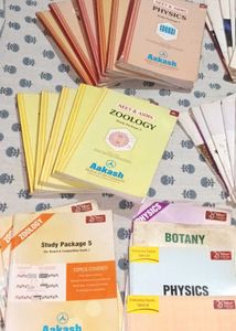 [60 books] Neet + JEE  + Free  Notes / sale 🩷