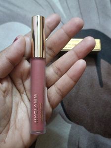 MyGlamm liquid lipstick