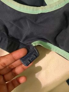 Van Heusen double layered sports bra