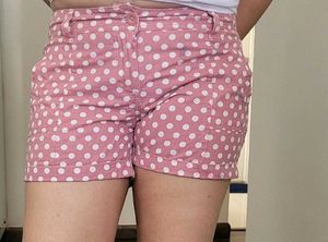 Women Short Pink