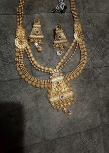 Golden antiq  Jewellery Set