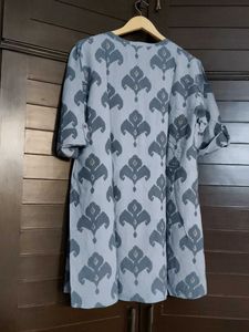 Utsa Stylish Blue Viscose Printed Kurta