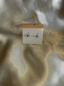 2 Elegant Jhumka Earrings