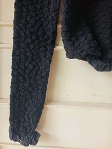 Chic black Ruffled Neck Top