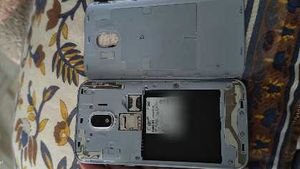 Samsung Galaxy J2