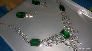Emerald Green Rhinestone Jewellery Set