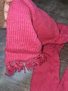 Hand-Knitted Pink Scarf🆕