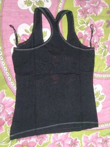 Women's Top