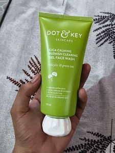 BRAND NEW 175ml Dot &amp; Key Cica Calming Face Wash