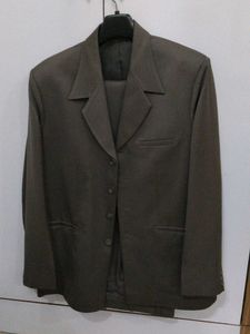 Men's Suit Jacket and Trousers