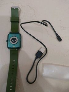 Stylish Green Smartwatch