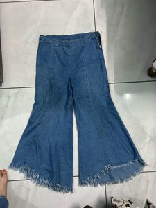 Denim Bell Bottom Pants with Frayed Hem