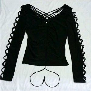 Chic Black Lattice Sleeve Top