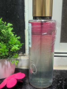 Victoria's Secret Sizzling Vanilla Body Mist