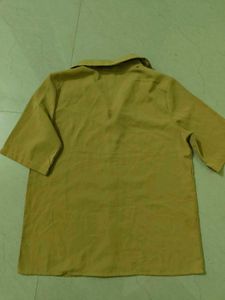 Classic Yellow Short-Sleeve Shirt