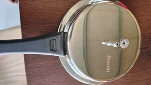 Preethi Stainless Steel Pressure Cooker