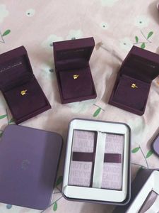 Caratlane Jewellery Set with Box
