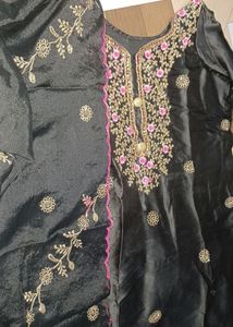 Pakistani  Suit